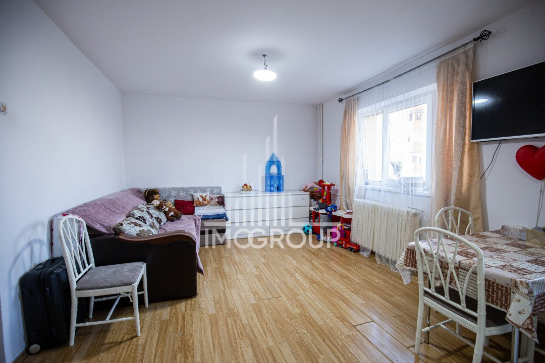 De vanzare apartament cu 2 camere Manastur Mehendinti