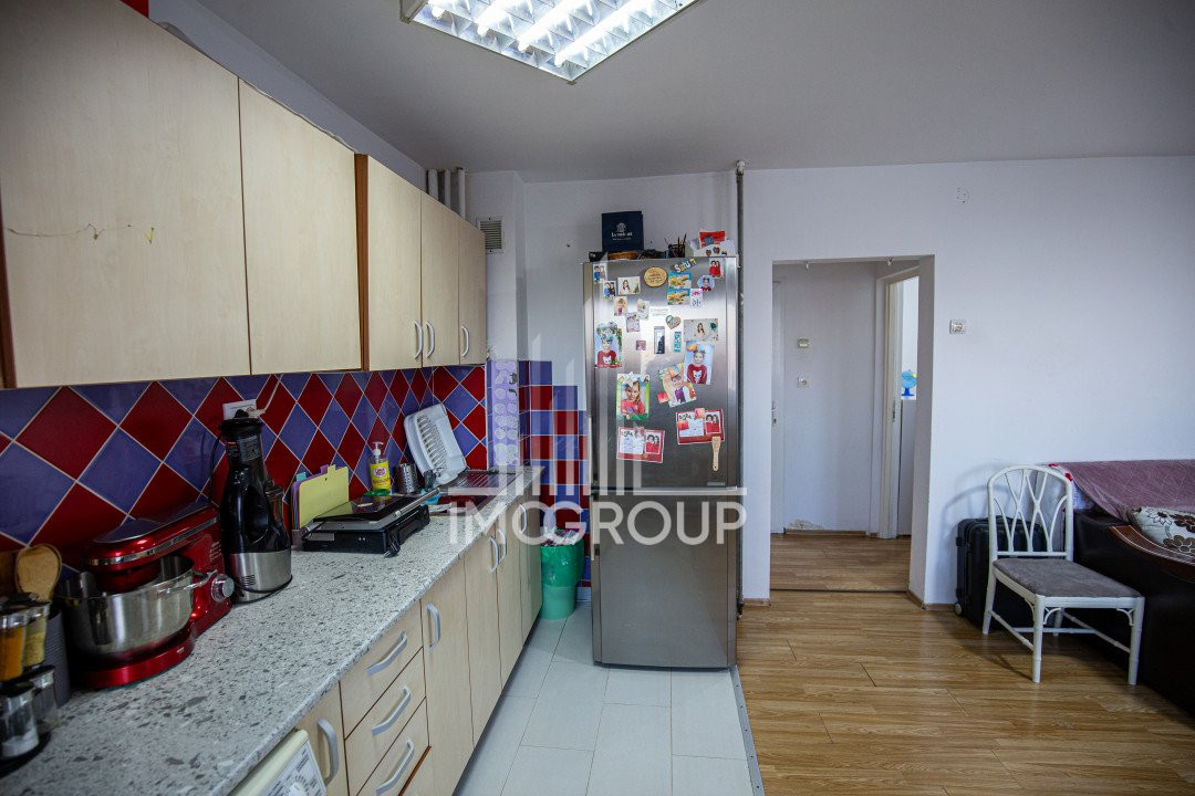 De vanzare apartament cu 2 camere Manastur Mehendinti