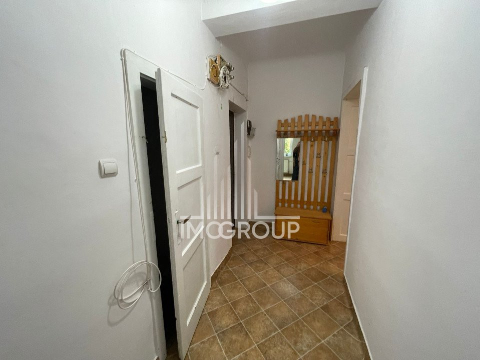 De inchiriat apartament 2 camere decomandat zona Centrala Stanca