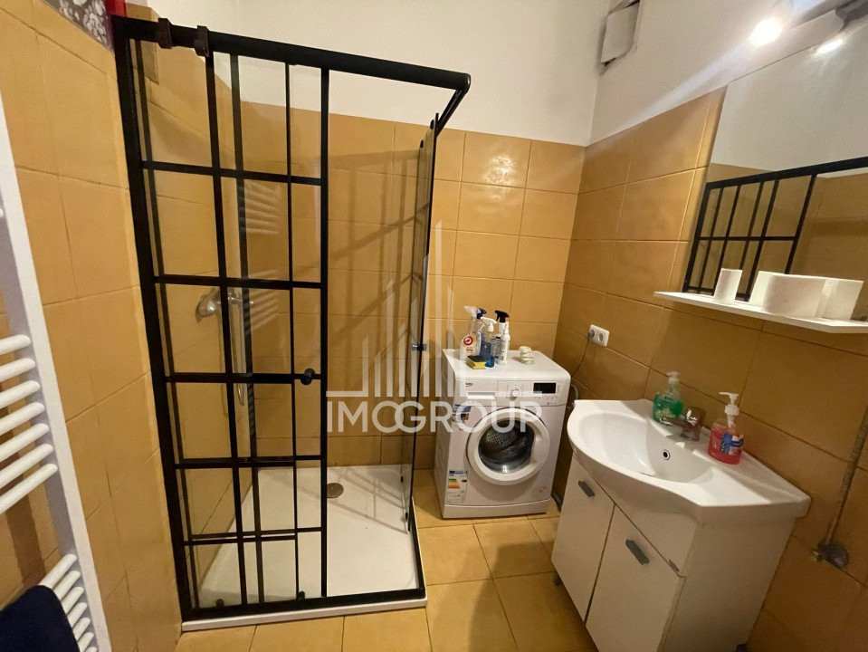 De inchiriat apartament 2 camere decomandat zona Centrala Stanca