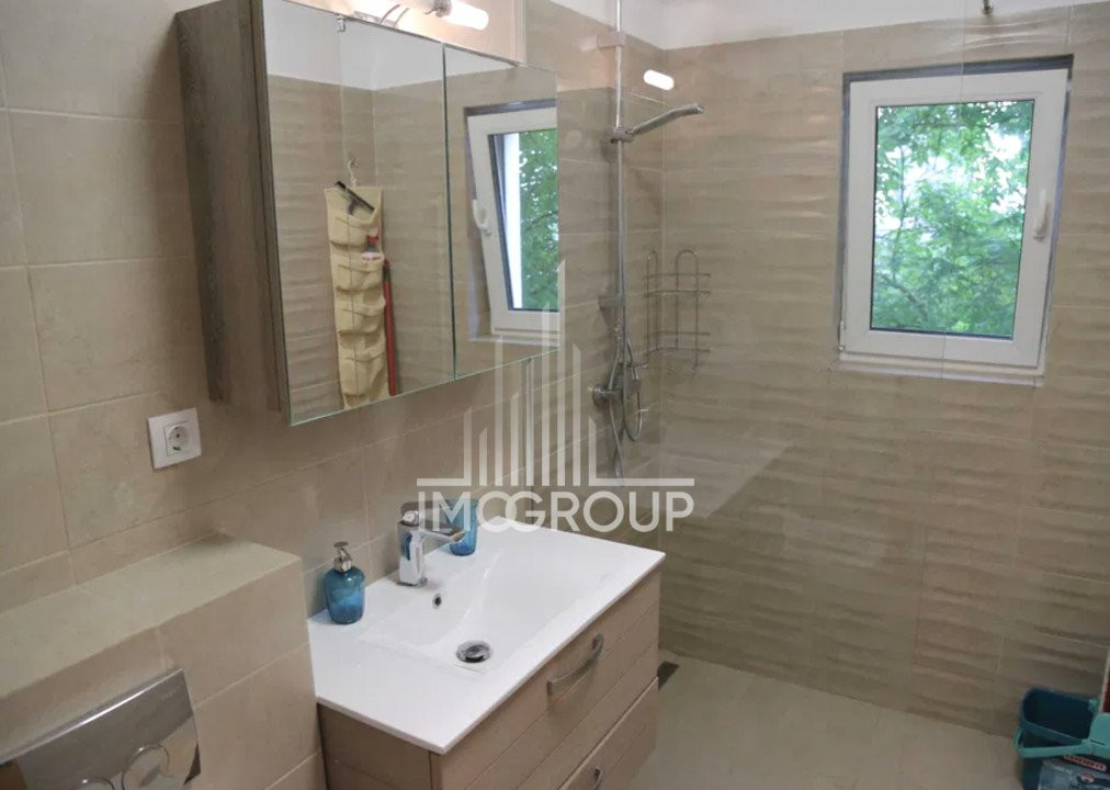 Apartament cu 3 camere de inchiriat, parcare,  Zorilor - UMF Str. Rapsodiei 