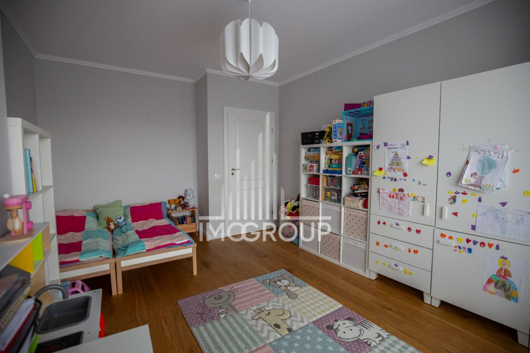 De vanzare apartament 3 camere terasa garaj Iulius Mall