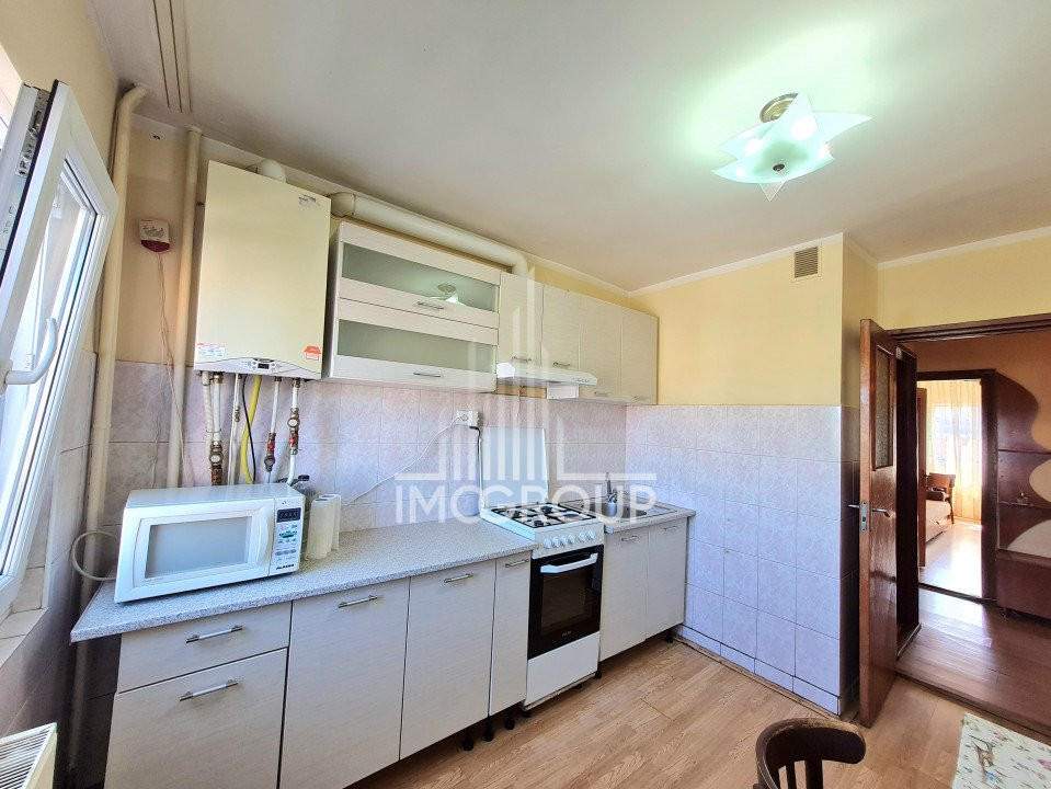 Apartament cu 3 camere decomandat, parcare, Piata Marasti