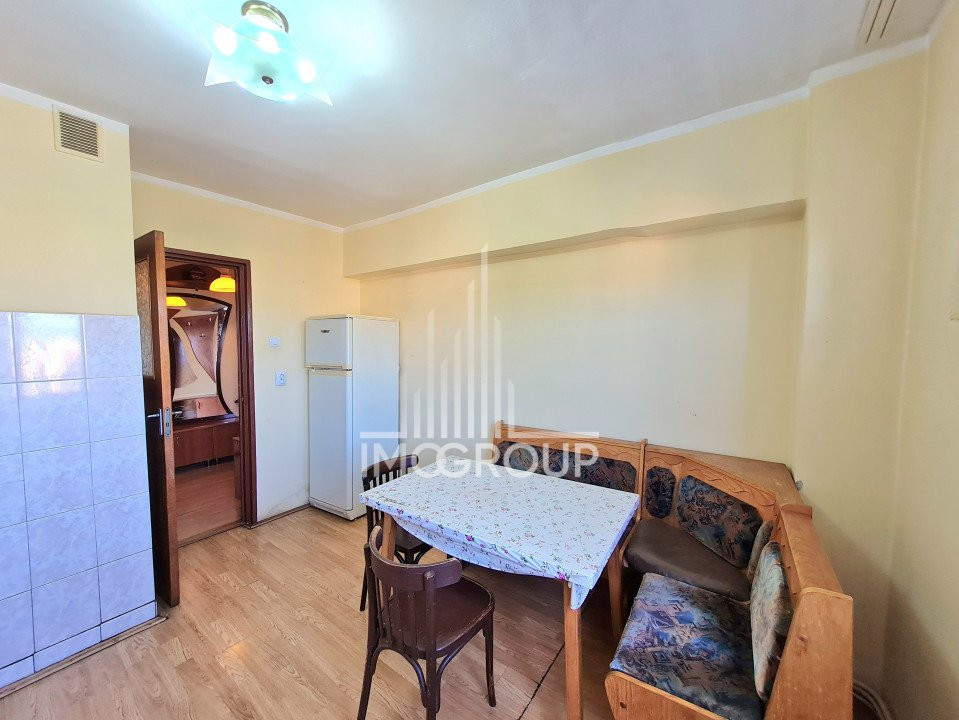 Apartament cu 3 camere decomandat, parcare, Piata Marasti