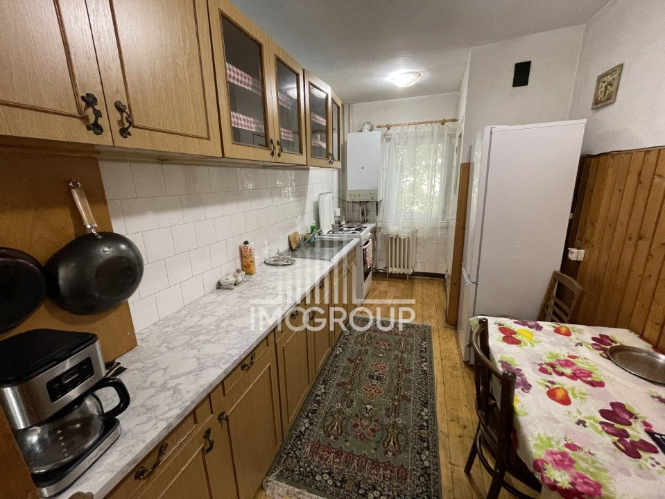 Apartament 4 camere | Decomandat | 2 bai | Manastur | Centrala Proprie 