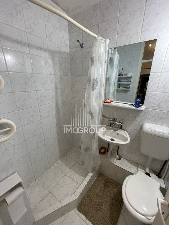 Apartament 4 camere | Decomandat | 2 bai | Manastur | Centrala Proprie 