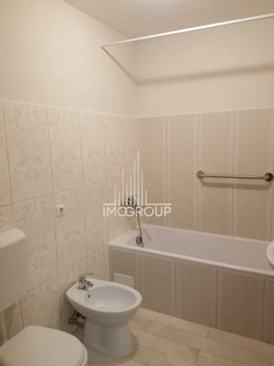 Apartament de închiriat 2 camere decomandate, parcare, Calea Turzii