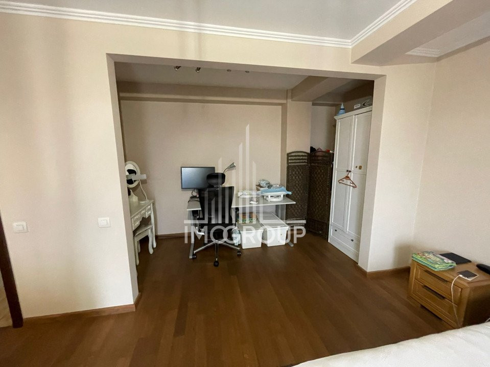 De inchiriat apartament 3 camere 100 mp Iulius Mall parcare 3 balcoane