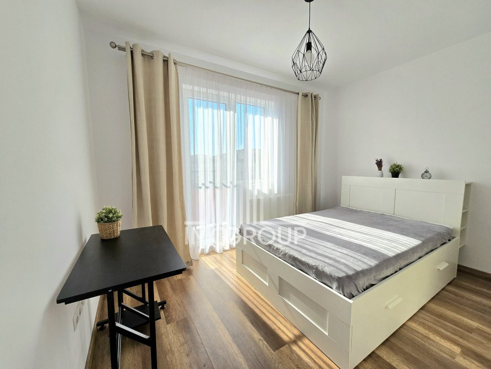 Apartament de vanzare 2 camere, parcare, orientare Estica, Terra