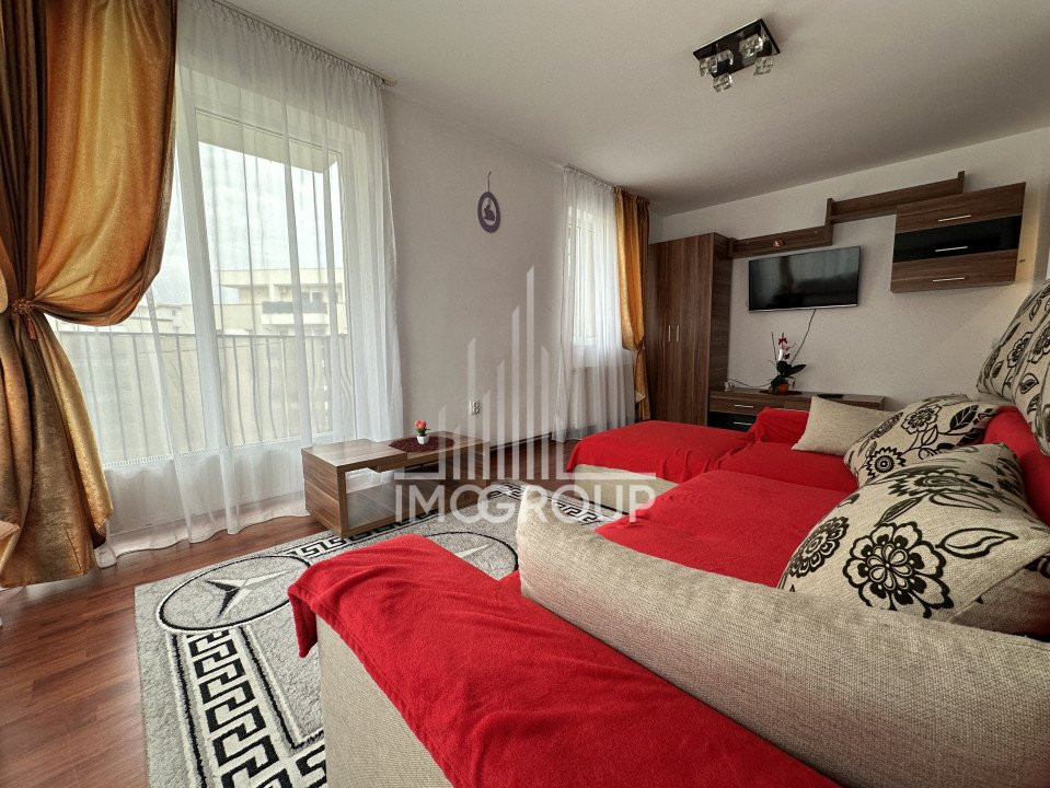 Apartament cu 2 camere separate, zona Florilor, cu parcare.