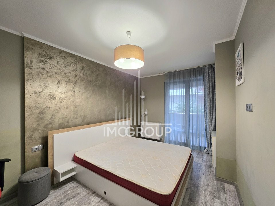 Vand apartament 2 camere si garaj in Buna Ziua 