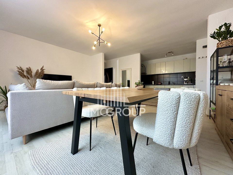 0%Comision. Apartament spatios cu 3 camere in zona centrala, str. Eroilor.