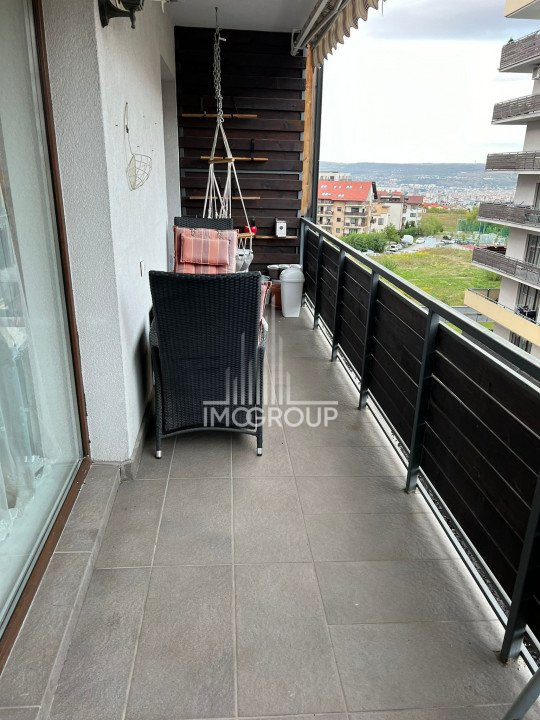 Vand apartament 2 camere si garaj in Buna Ziua