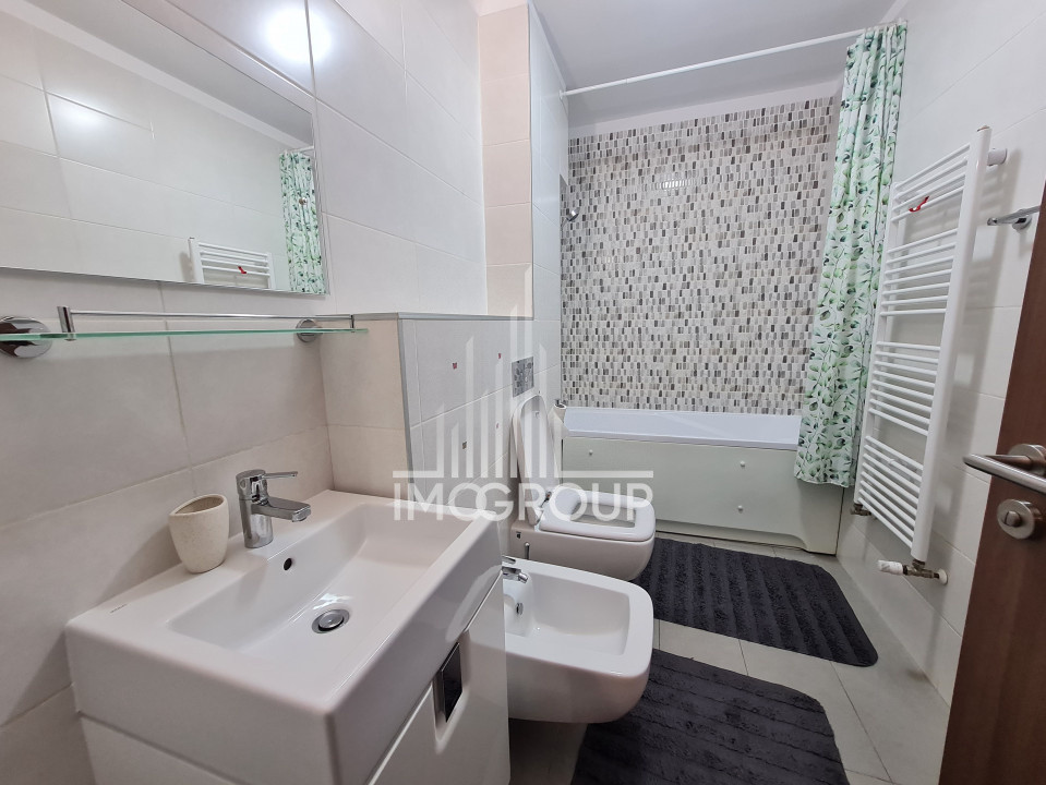 Apartament decomandat 2 camere de inchiriat parcare