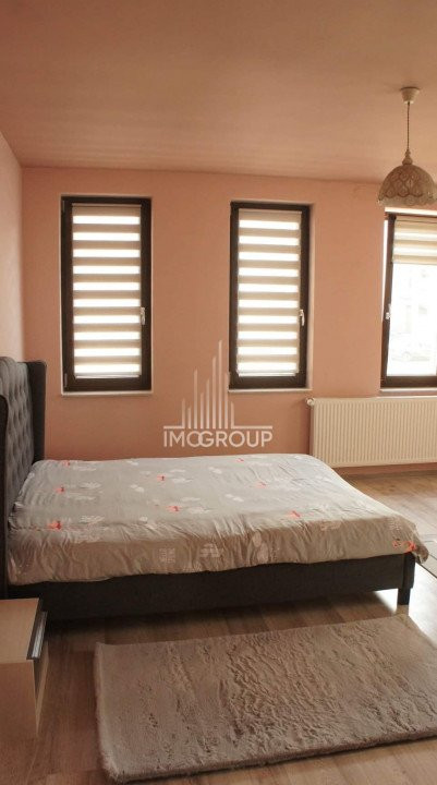 Inchiriez apartament 3 camere, 78mp, cu parcare, zona linistita