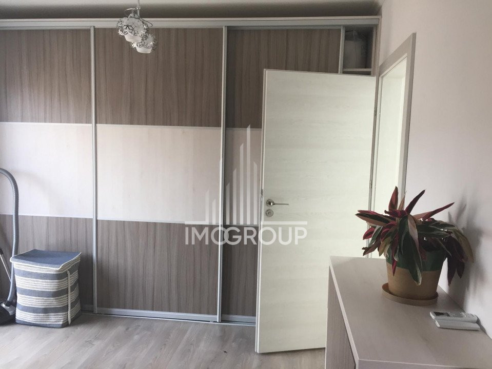 Casa tip duplex 4 camere de inchiriat, curte, Borhanci, zona TCI