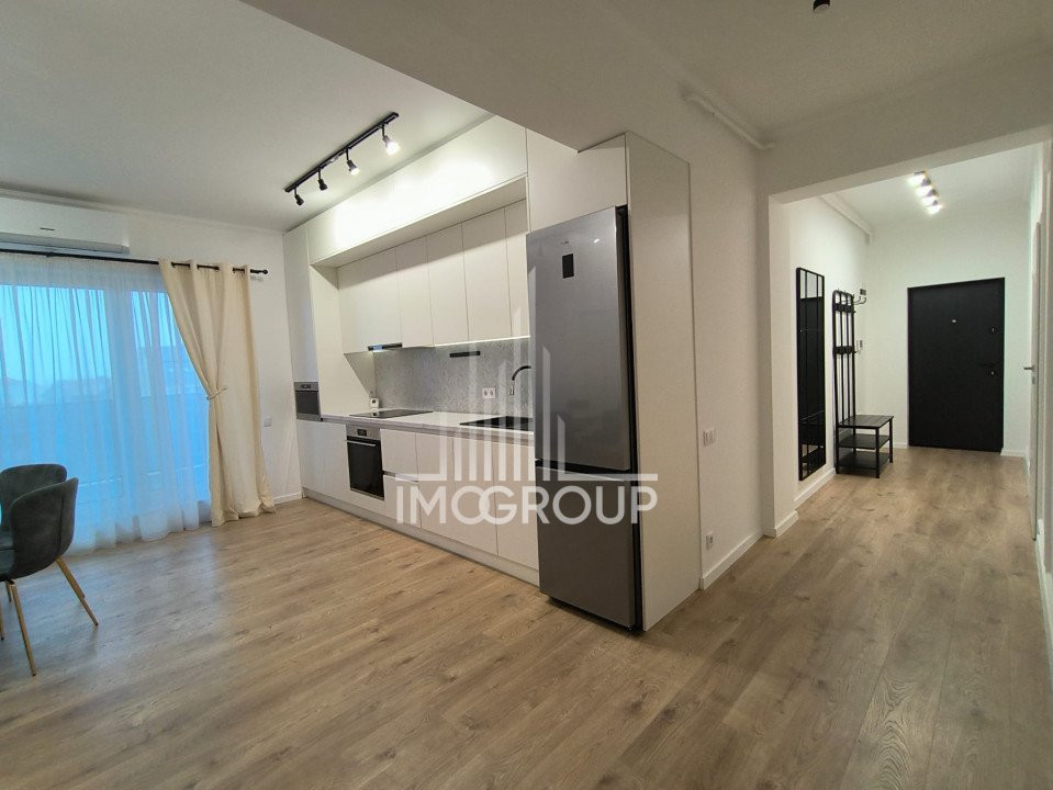 De inchiriat  penthouse 3 camere 2 terase garaj