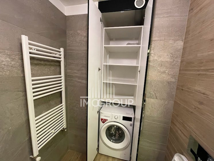 De inchiriat apartament 2 camere Iulius Mall parcare terasa 40 mp