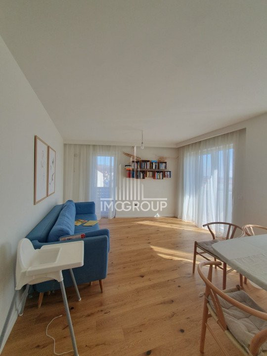 De vanzare apartament 3 camere Zorilor garaj