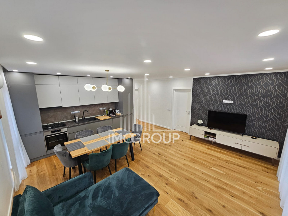 Apartament 3 camere si 2 bai de vanzare in Borhanci + garaj