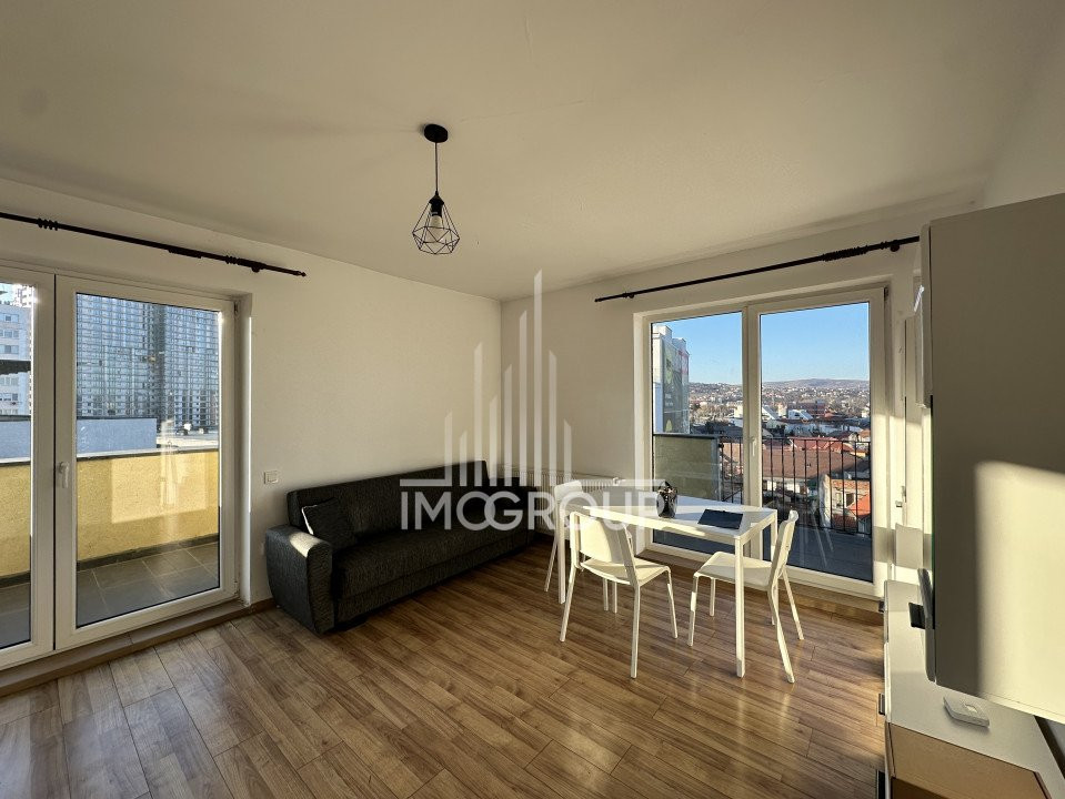 Apartament cu 3 camere | zona Semicentrală | Parcare subterană | 2 băi | Terasă 