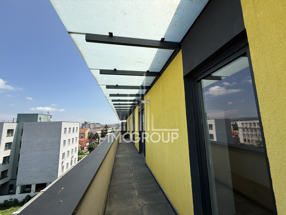 Apartament cu 3 camere | zona Semicentrală | Parcare subterană | 2 băi | Terasă 