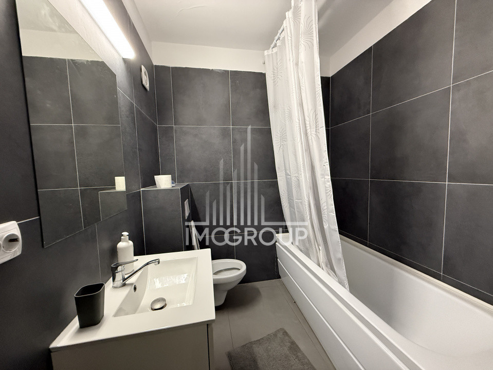 Apartament cu 3 camere | zona Semicentrală | Parcare subterană | 2 băi | Terasă 