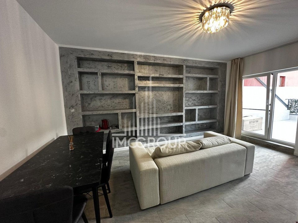 Apartament cu 3 camere | zona Semicentrală | Terasă 30 mp 