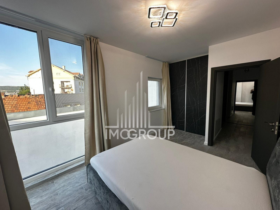 Apartament cu 3 camere | zona Semicentrală | Terasă 30 mp 