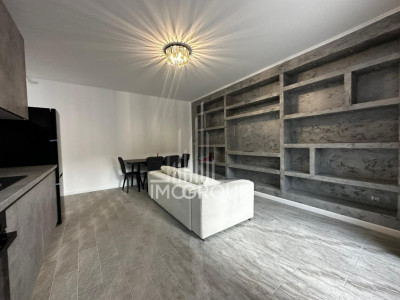 Apartament cu 3 camere | zona Semicentrală | Terasă 30 mp 