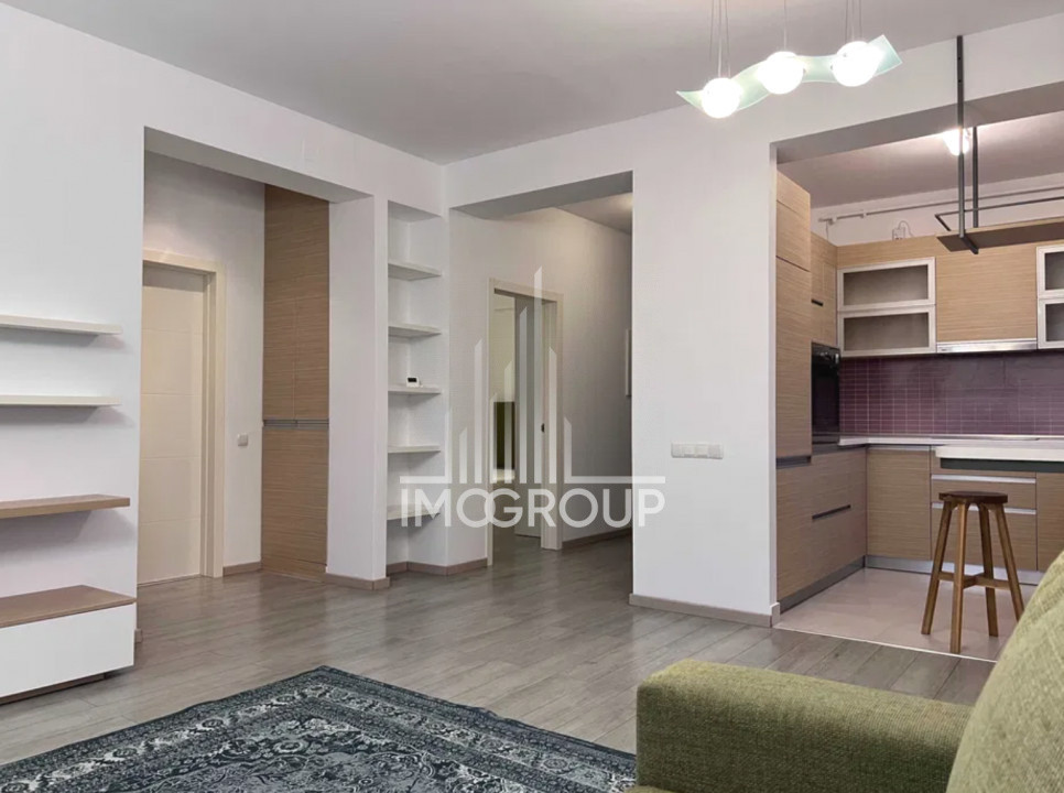 Apartament cu 3 camere de inchiriat, 2 bai, garaj, pet friendly