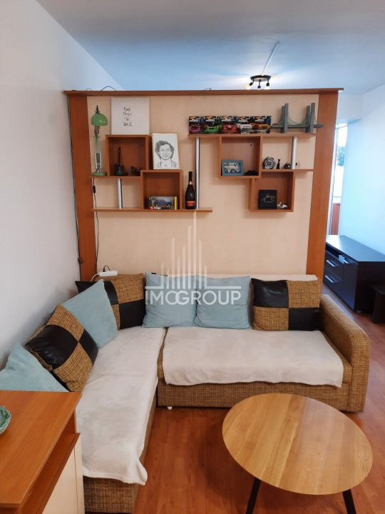 0% De vanzare apartament  Semicentral