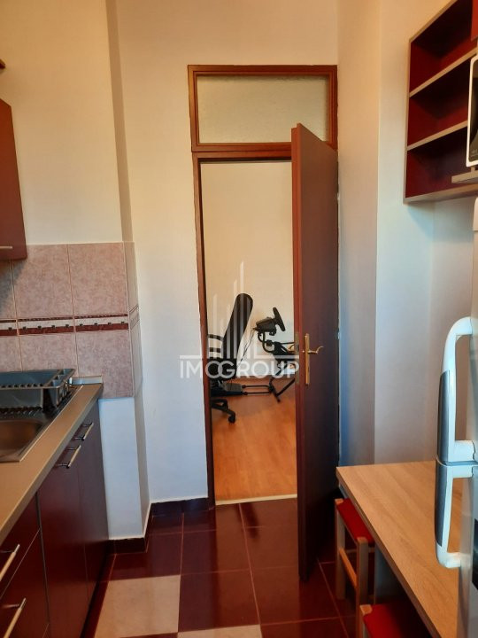 0% De vanzare apartament  Semicentral