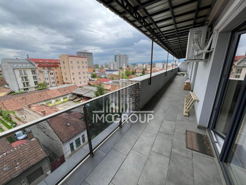 Apartament de vanzare  3 camere terase garaj