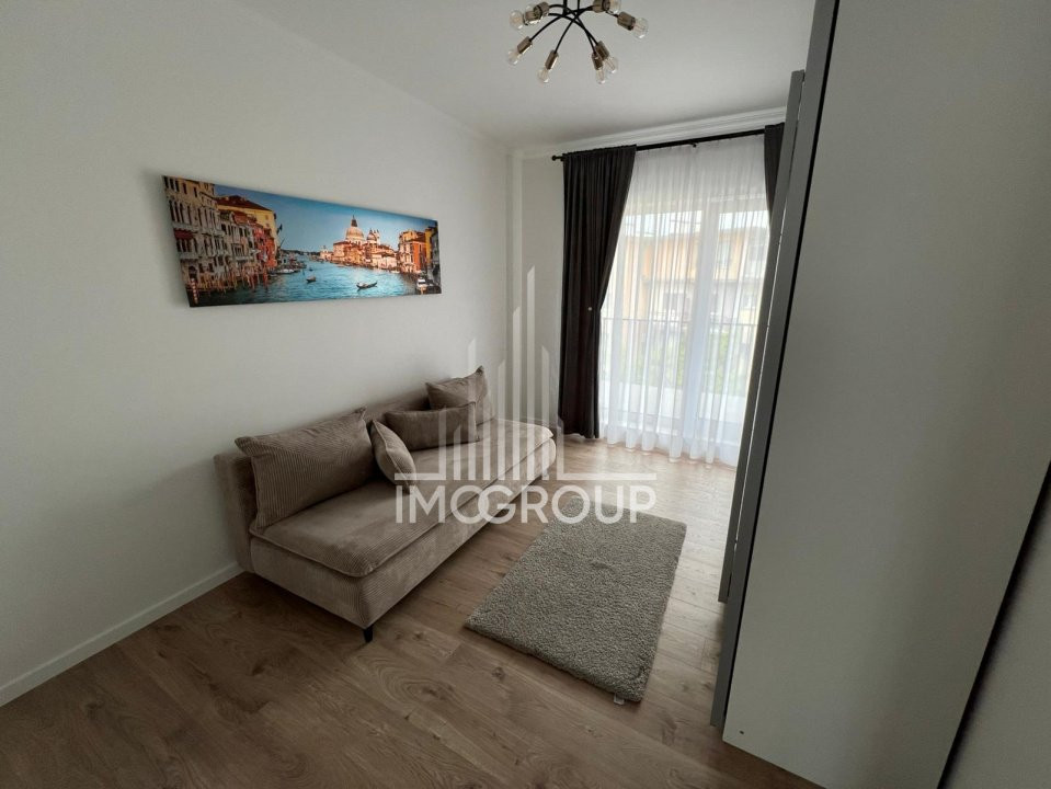 Apartament de vanzare  3 camere terase garaj