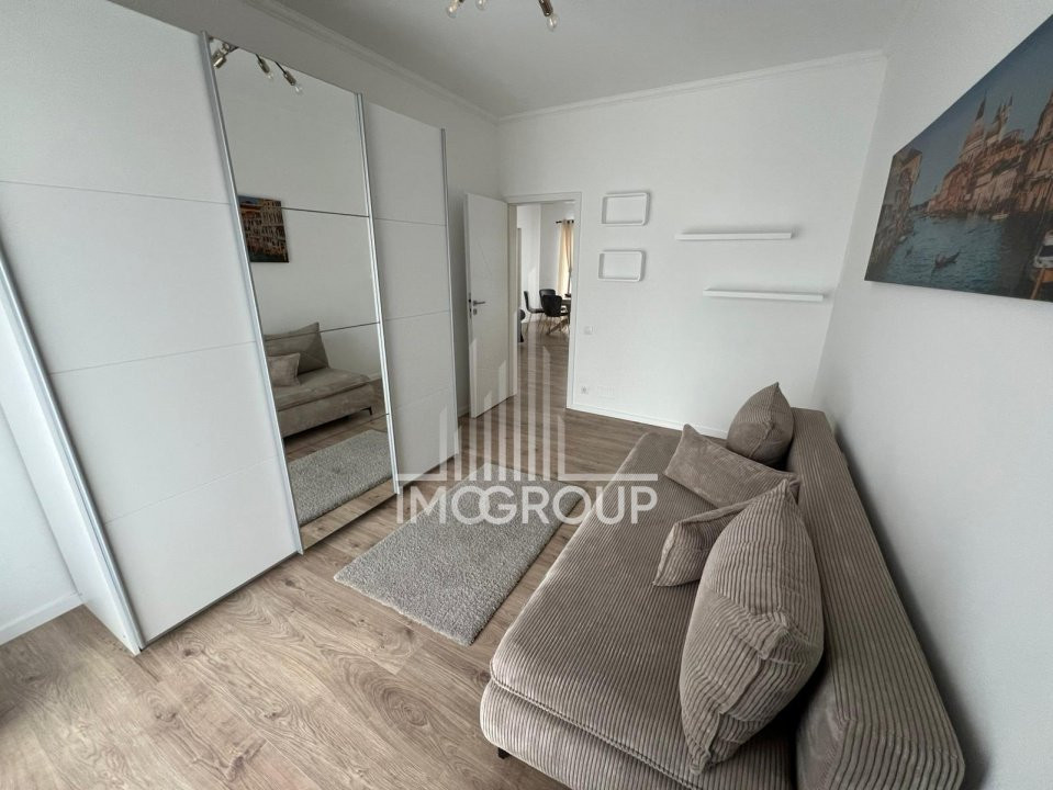 Apartament de vanzare  3 camere terase garaj