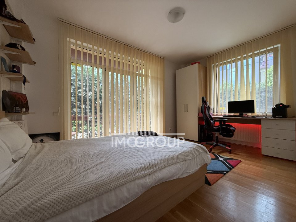 Apartament de închiriat | 4 camere în centru | zona NTT Data  | balcon | 2 băi 