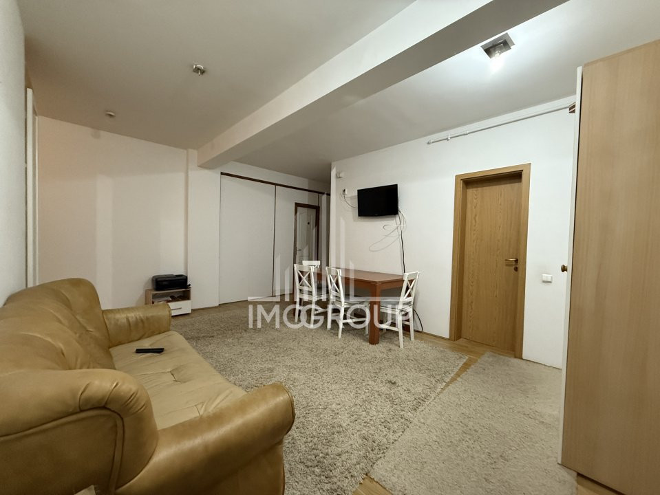 Apartament de închiriat | 4 camere în centru | zona NTT Data  | balcon | 2 băi 