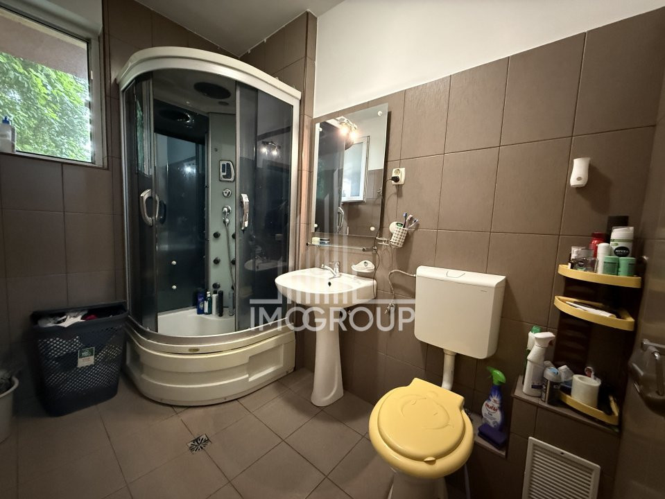 Apartament de închiriat | 4 camere în centru | zona NTT Data  | balcon | 2 băi 