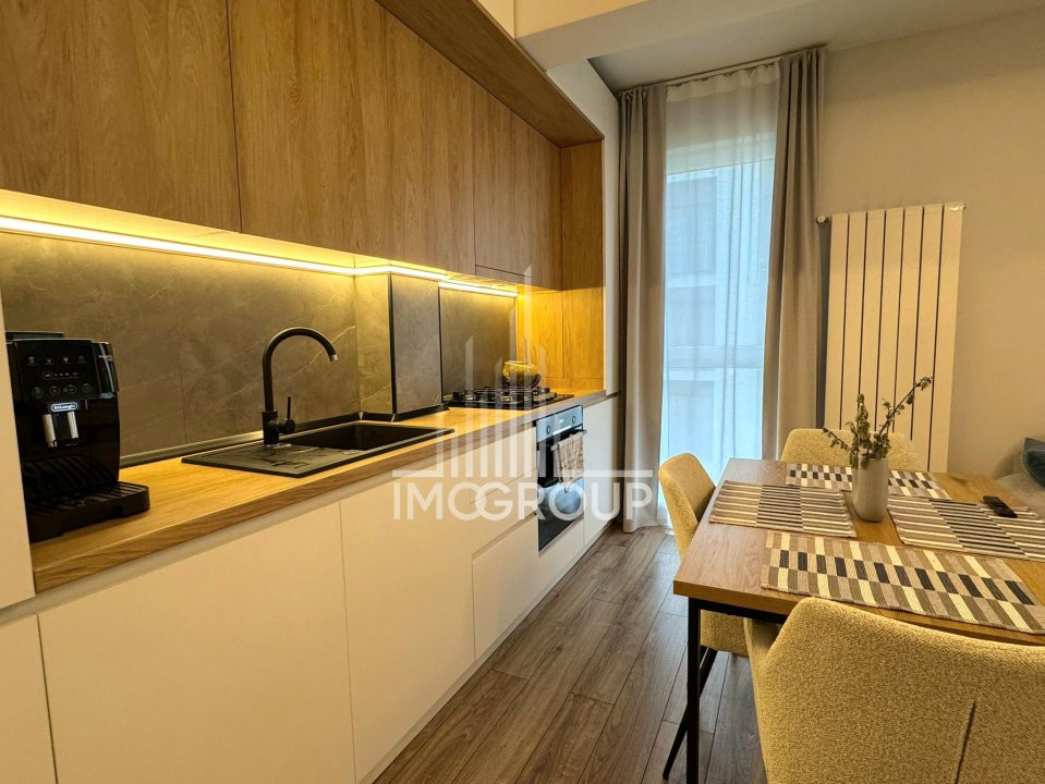 Apartament modern 2 cam de vanzare cu garaj, zona Semicentrala, Anton Pann 