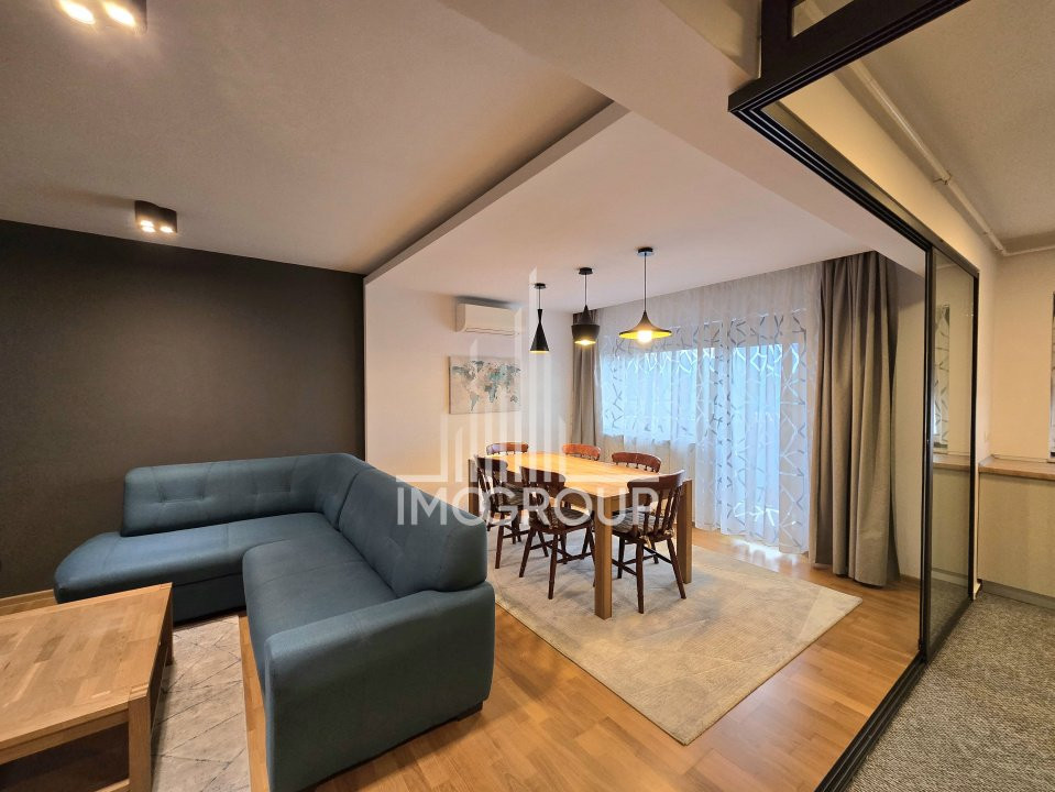 Apartament modern 3 cam de inchiriat 72 mp, 2 băi, 2 parcari - zona Europa