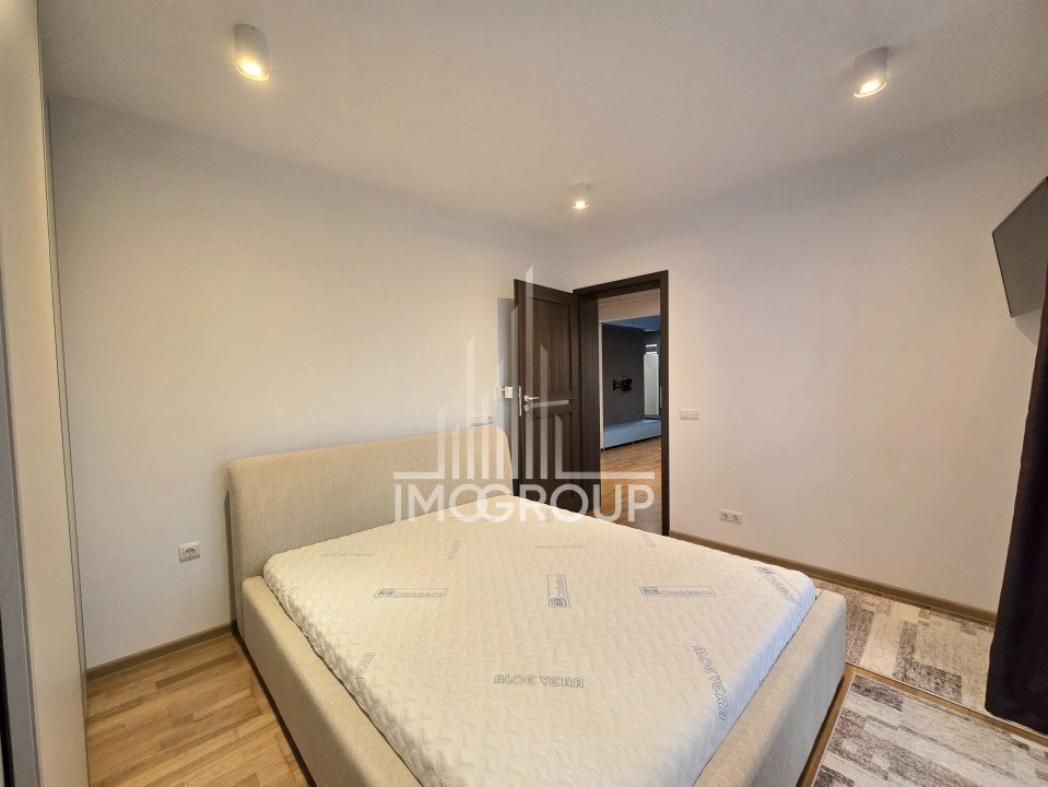 Apartament modern 3 cam de inchiriat 72 mp, 2 băi, 2 parcari - zona Europa