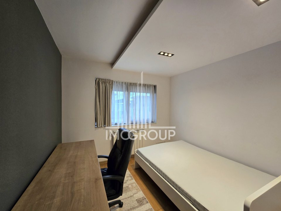 Apartament modern 3 cam de inchiriat 72 mp, 2 băi, 2 parcari - zona Europa