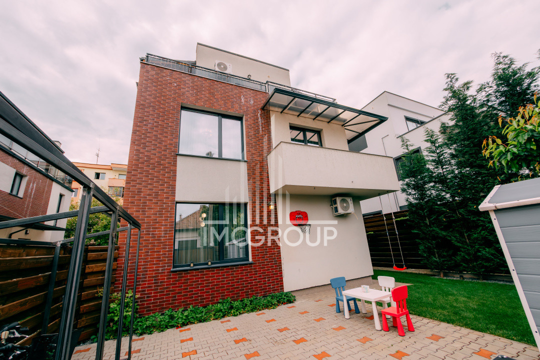 Duplex 105mp, cu 4 camere, 115mp curte liberă și terasă generoasă, Între Lacuri