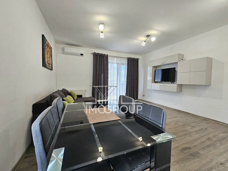 Apartament modern de închiriat 3 camere, 2 băi, 75 mp utili, garaj