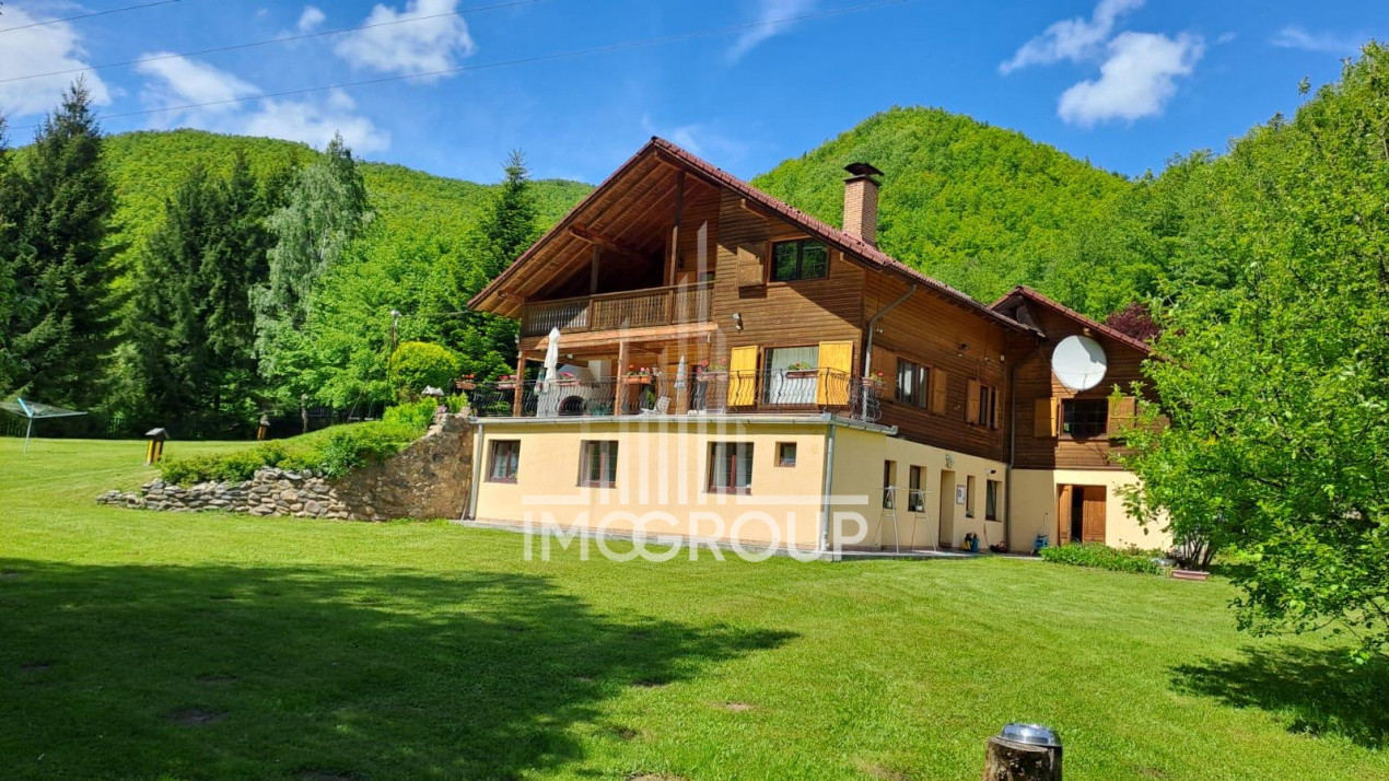 Vilă de lux pe malul râului | Priveliște superbă | Teren mare  | Dotări premium