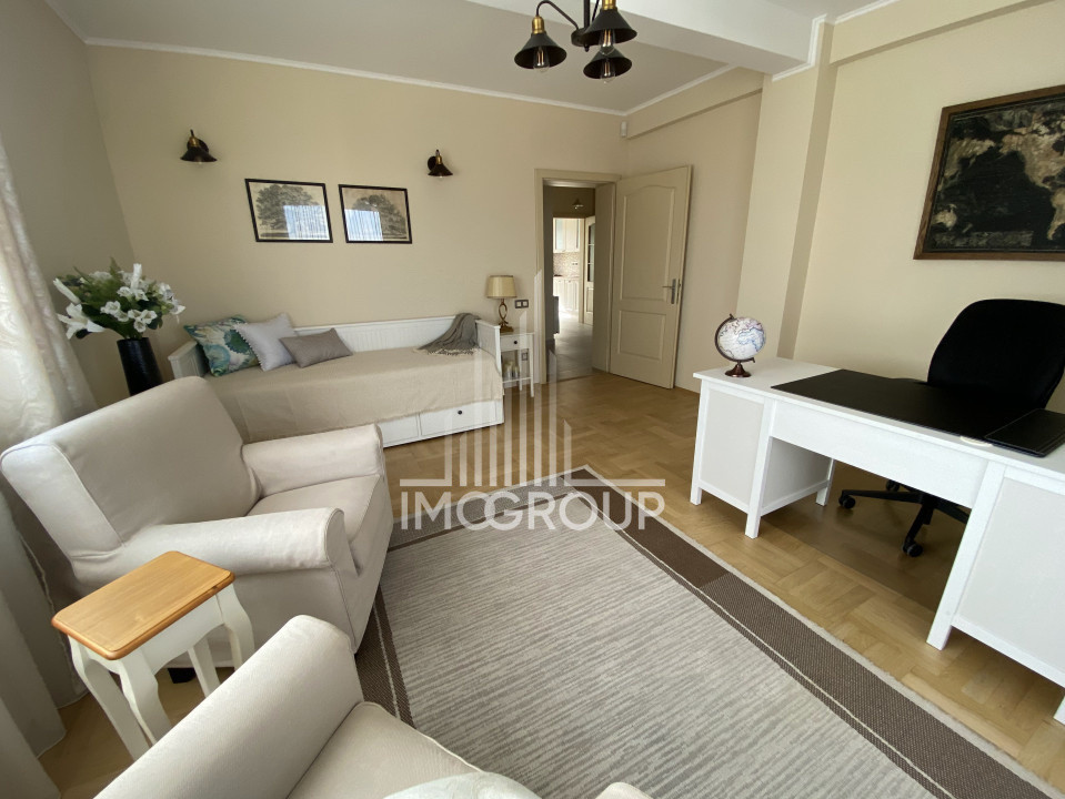 View superb, 40mp terasa, 3 camere decomandate, parcare, Buna Ziua