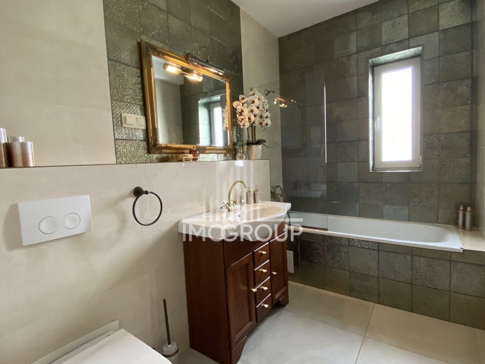 View superb, 40mp terasa, 3 camere decomandate, parcare, Buna Ziua