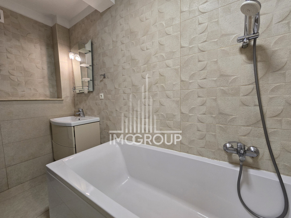 Apartament spațios cu 4 camere de inchiriat, Str. Eugen Ionesco, garaj