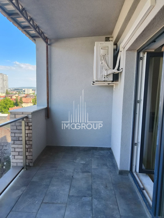 SUPER OFERTA Apartament de vanzare  3 camere terase garaj
